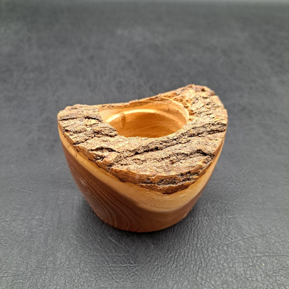 Rustic Live Edge Cedar Wood Tea Light Candle Holder Natural Bark Log Decor